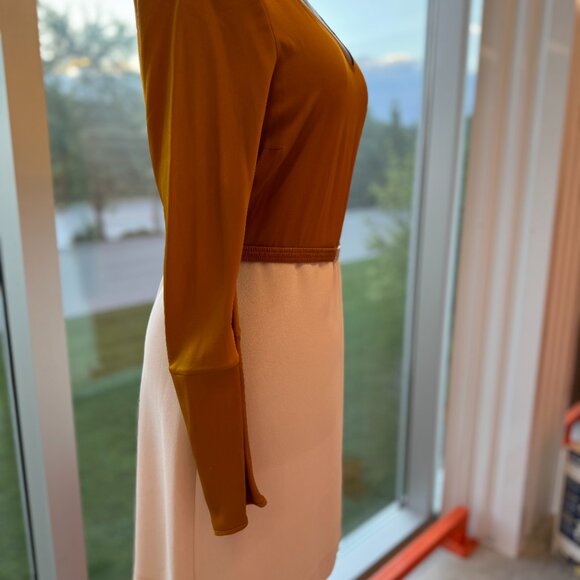 Dress By Diane Von Furstenberg - Picture 2 of 11